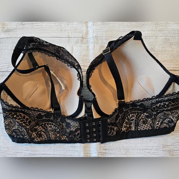 Aerie Size 40D Black Plunge Padded Push Up Bra Floral Lace Overlay Underwire NWT - Picture 4 of 8